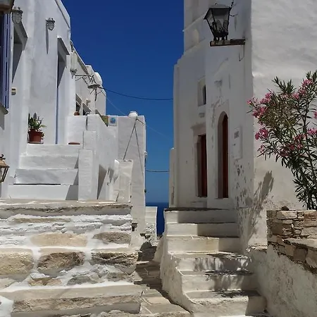 Athina Exquisite Houses *